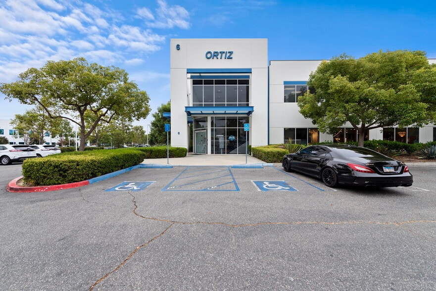 6 Cushing, Irvine, CA for sale - Building Photo - Image 3 of 11