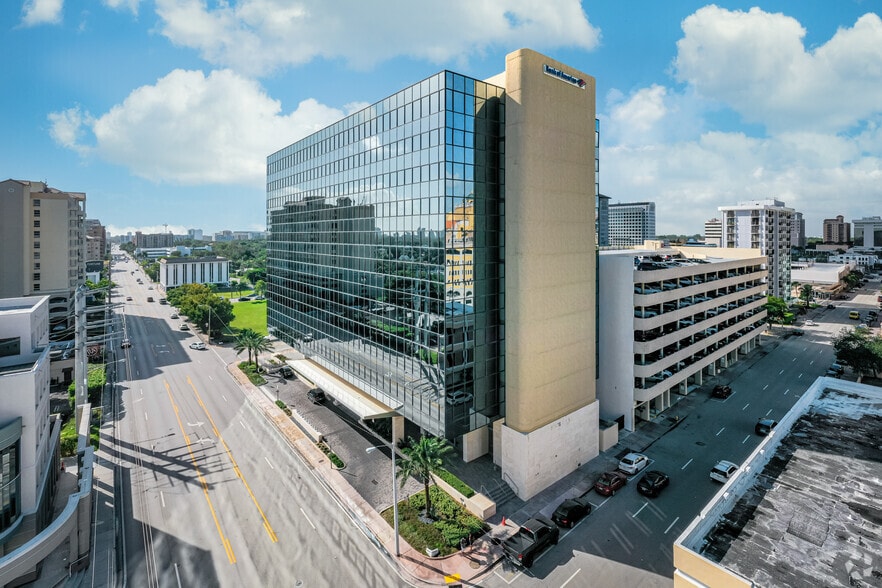 2600 S Douglas Rd, Coral Gables, FL, 33134 Office/Retail Space For