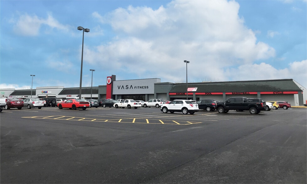 5325-5359 E Thompson Rd, Indianapolis, IN for lease - Building Photo - Image 2 of 3