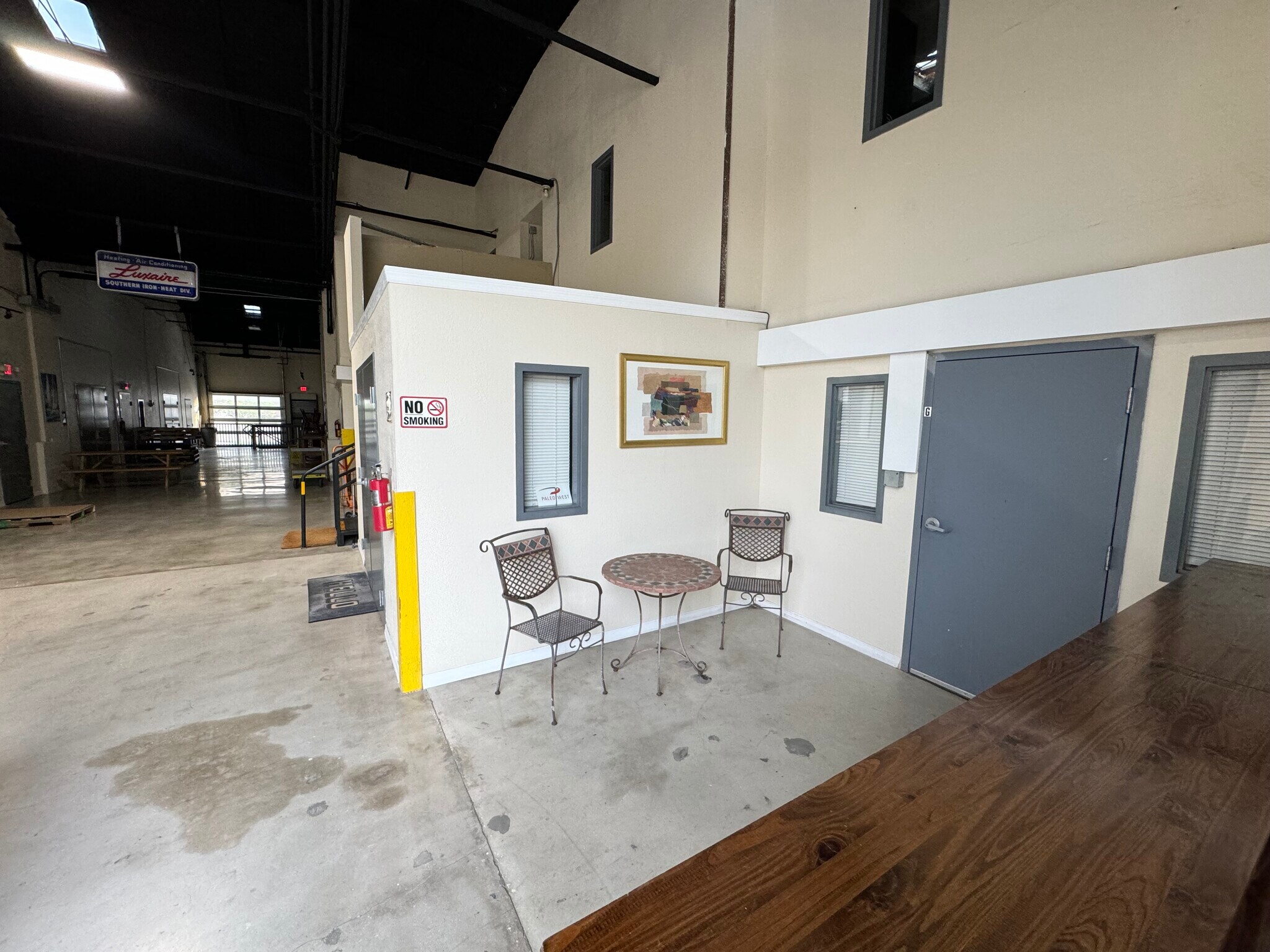 1942 2nd Ave S, Saint Petersburg, FL for lease Interior Photo- Image 1 of 6