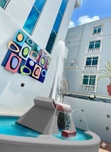 1990 Main St, Sarasota, FL for lease Interior Photo- Image 2 of 13