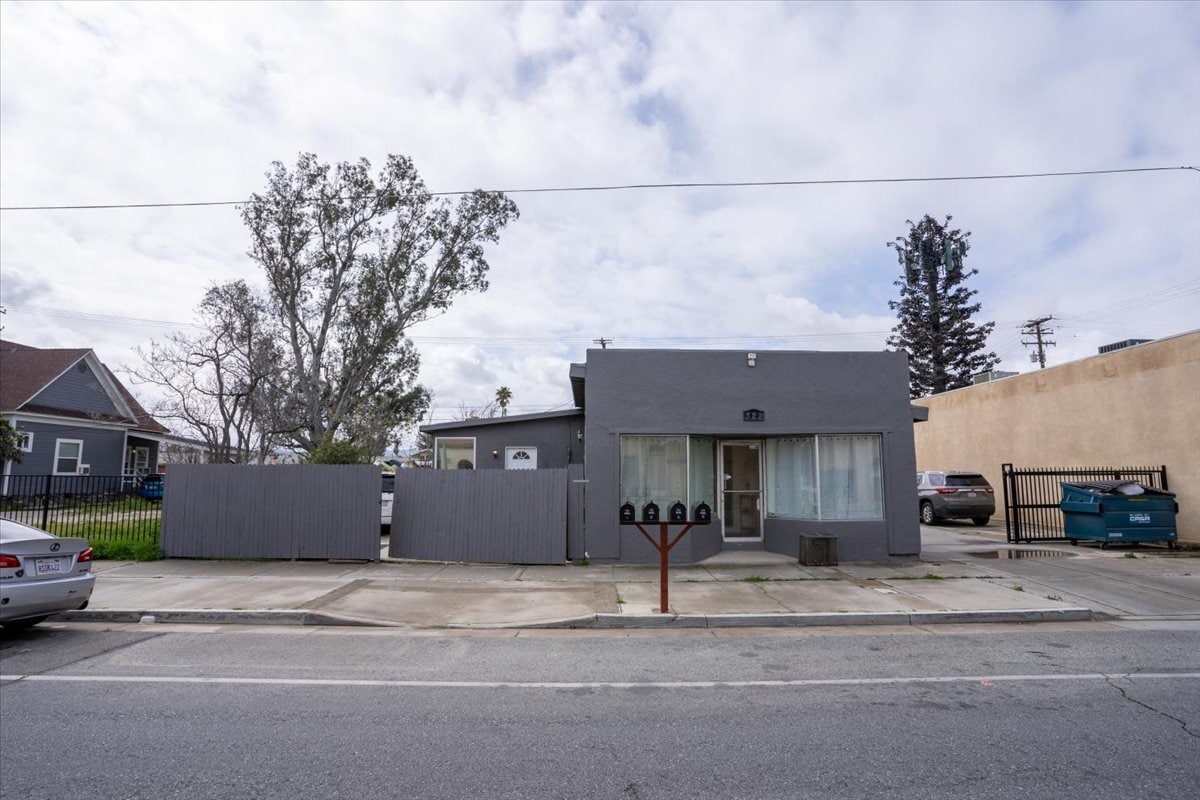 322 E Main St, San Jacinto, CA for sale Primary Photo- Image 1 of 1