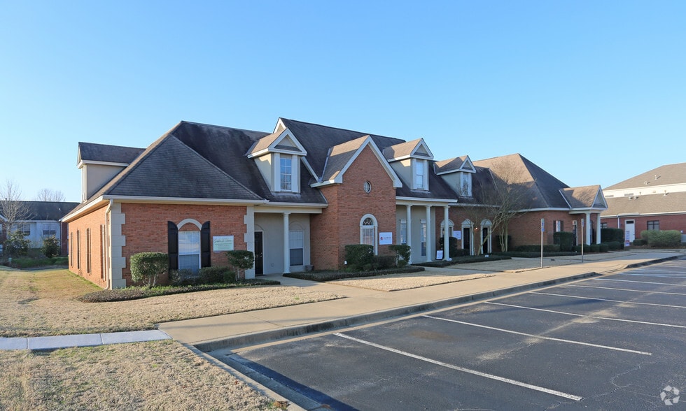 8130 Seaton Pl, Montgomery, AL for sale - Primary Photo - Image 1 of 1