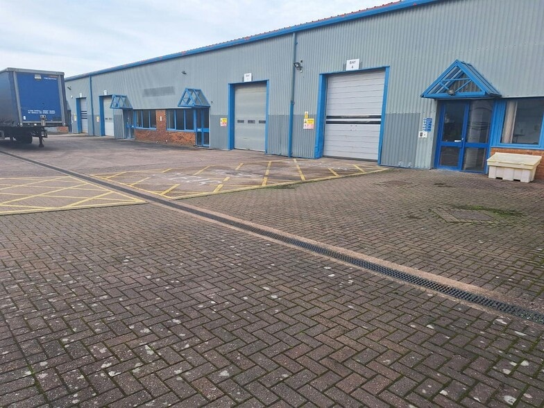 Telford Dr, Stafford for lease - Building Photo - Image 2 of 25