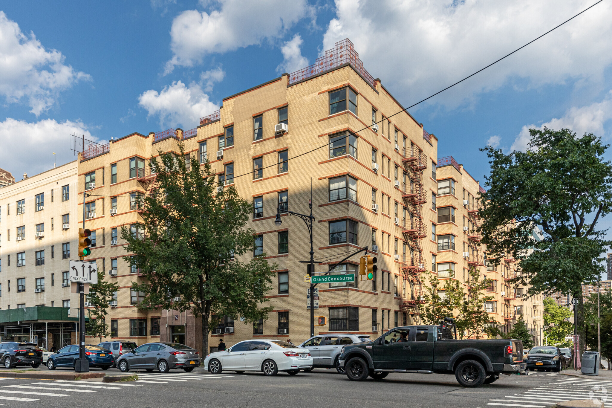 860 Grand Concourse, The Bronx, NY for sale Primary Photo- Image 1 of 1