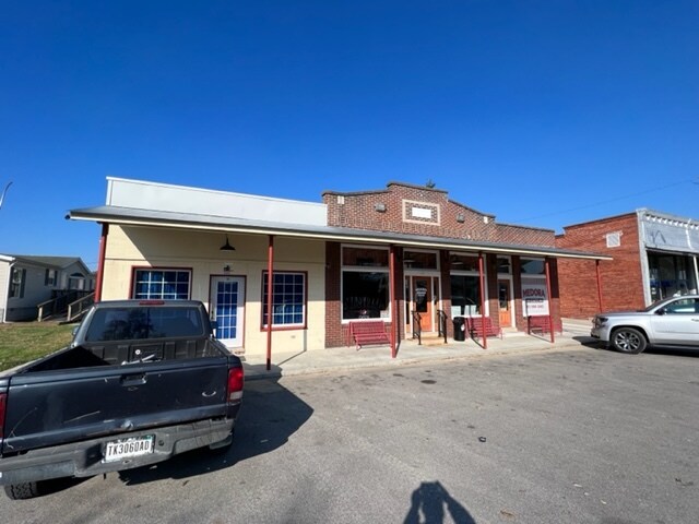 22 W Main St, Medora, IN for sale Building Photo- Image 1 of 1