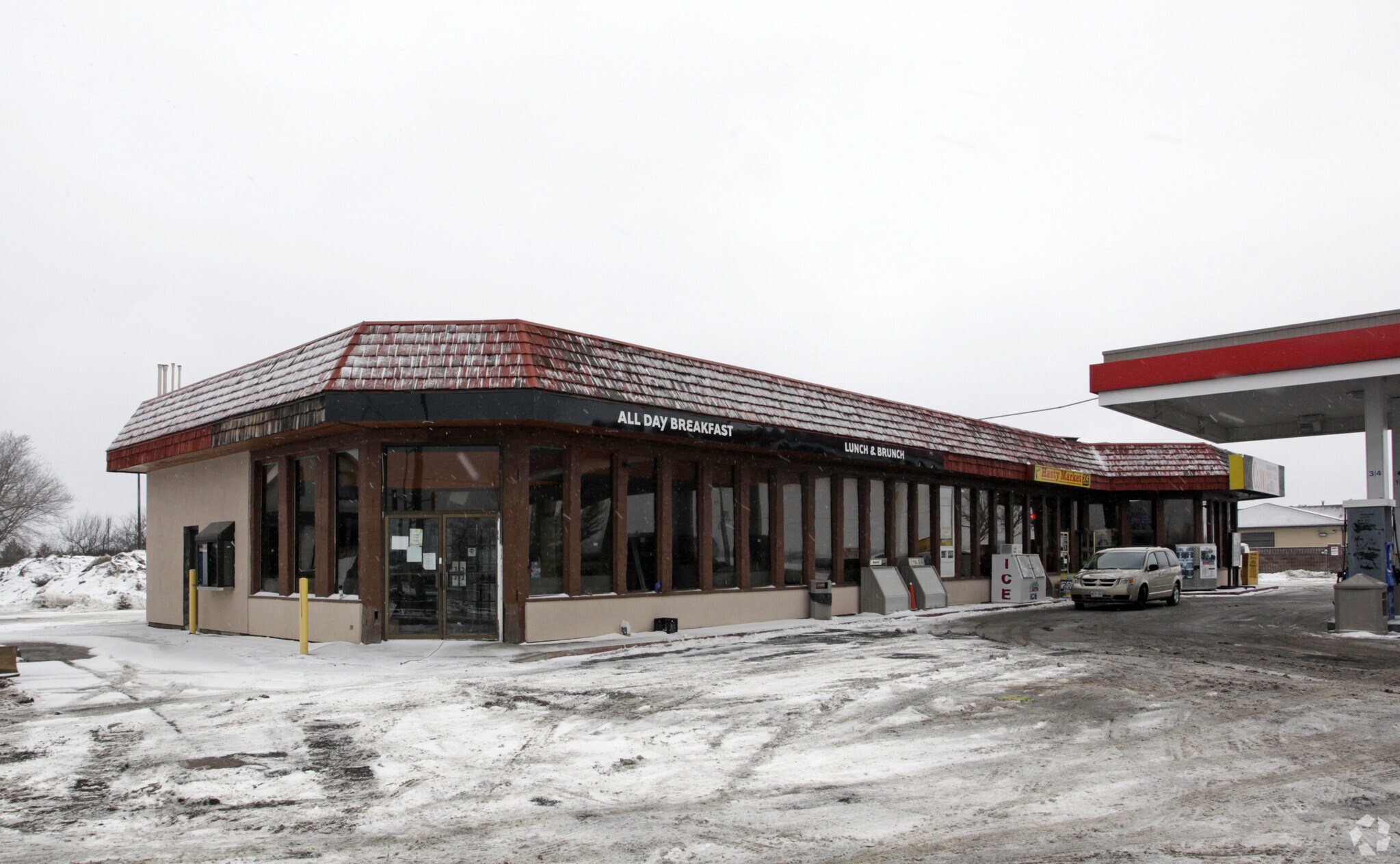 14010 Hurontario St, Caledon, ON for lease Primary Photo- Image 1 of 3