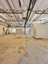 155 Spring Hill Dr, Grass Valley, CA for lease Interior Photo- Image 2 of 8