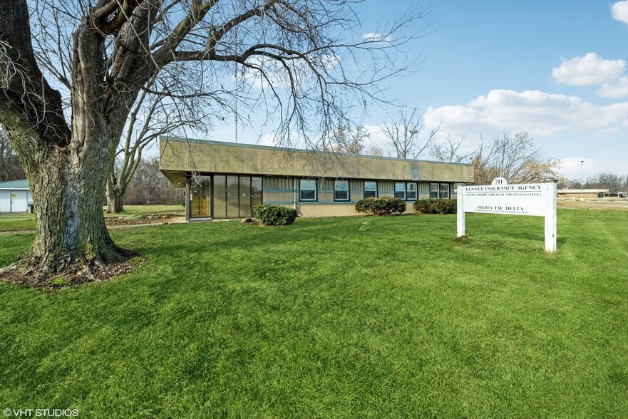 711 N 1st St, Dekalb, IL for lease - Primary Photo - Image 1 of 42