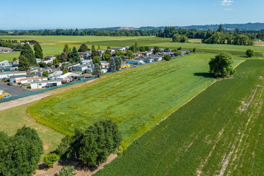 2300 SE Stratus Ave, Mcminnville, OR for sale - Aerial - Image 3 of 5