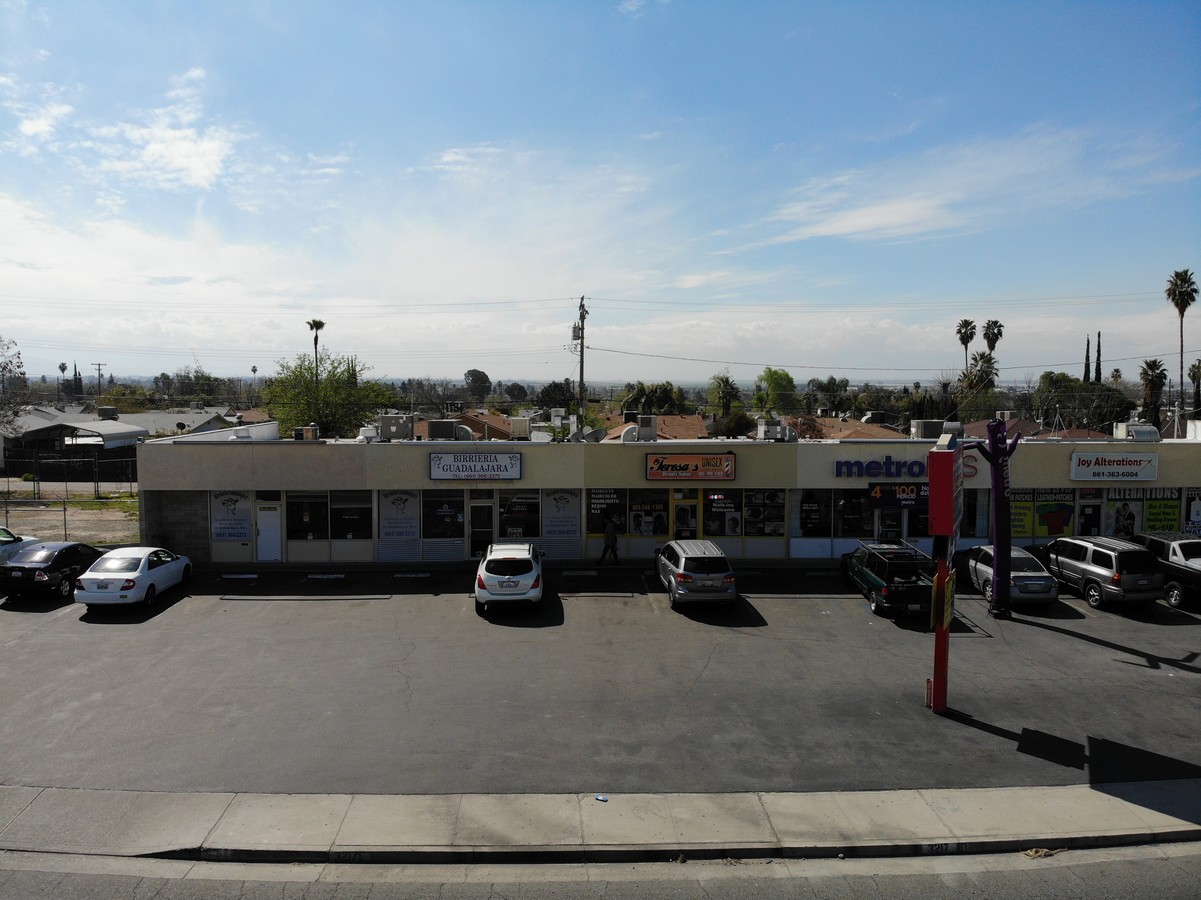 3217 Niles St, Bakersfield, CA 93306 | LoopNet