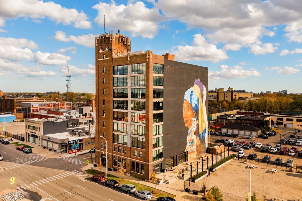 2937 E Grand Blvd, Detroit, MI for lease Primary Photo- Image 1 of 15