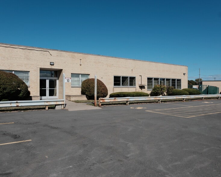 460 Buffalo Rd, Rochester, NY for lease - Building Photo - Image 3 of 14