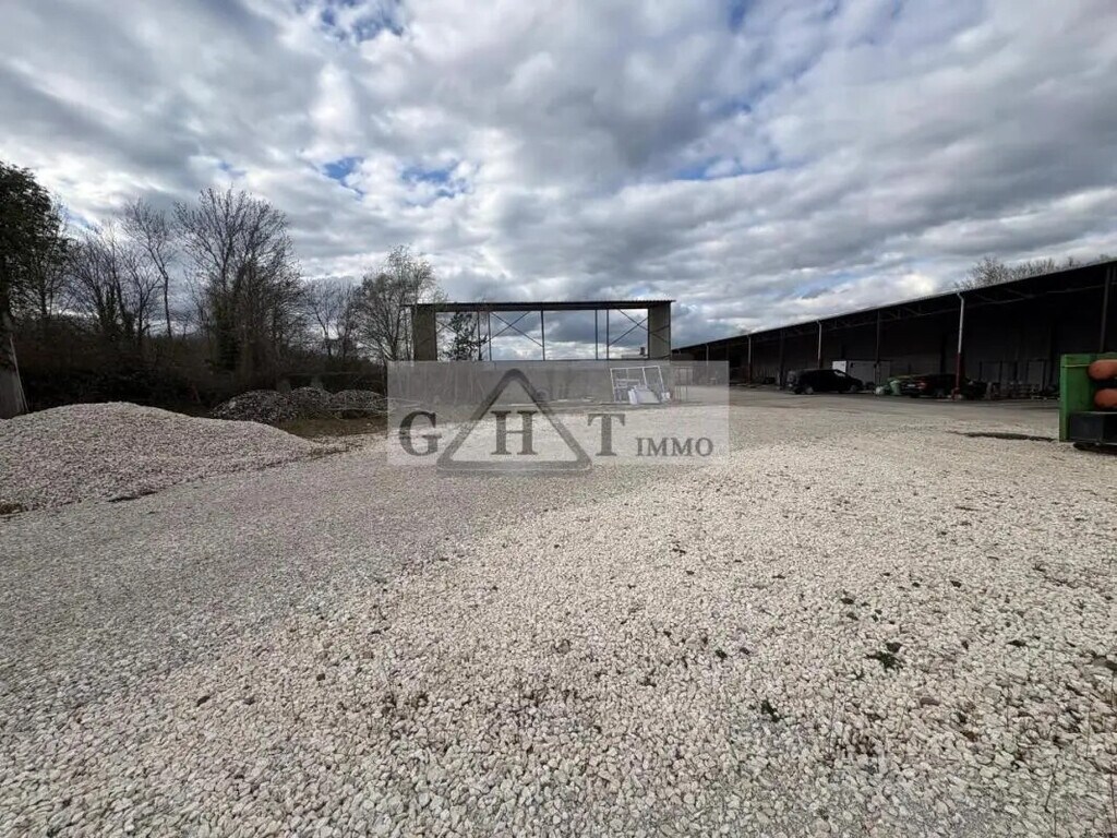 Vente Entrepôt 5 800 m² à 12 000 m² - Photo 1