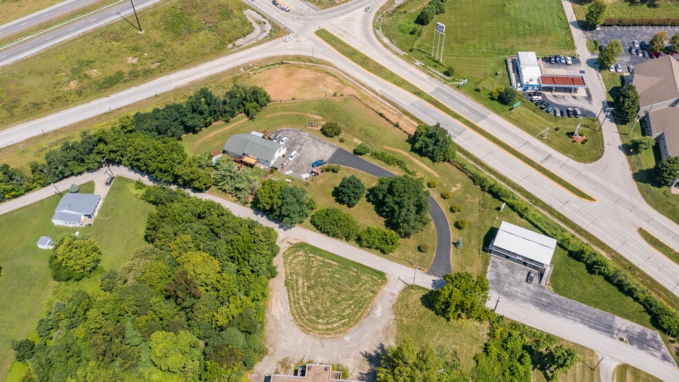 4912 Old Georgetown Rd, Georgetown, IN for sale - Building Photo - Image 3 of 17