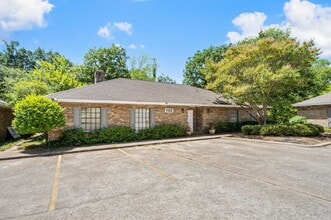 1101 Arwine Ct, Euless, TX for lease Interior Photo- Image 1 of 8