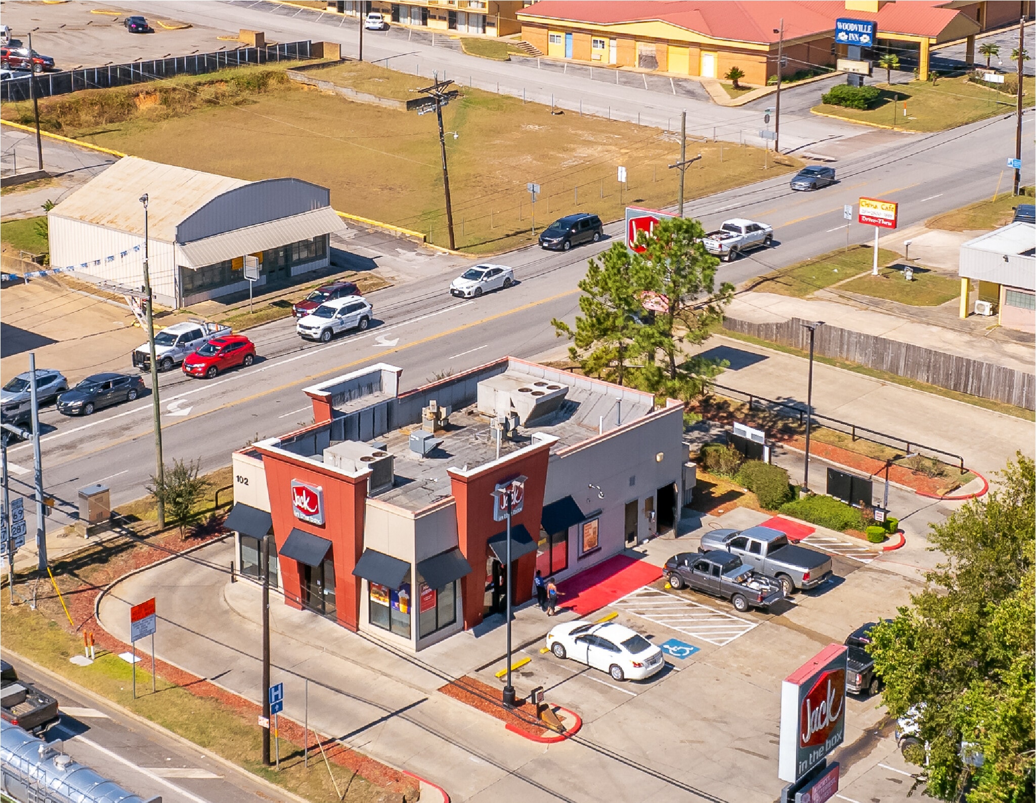 102 N Magnolia St, Woodville, TX 75979 Jack in the Box (Woodville, TX