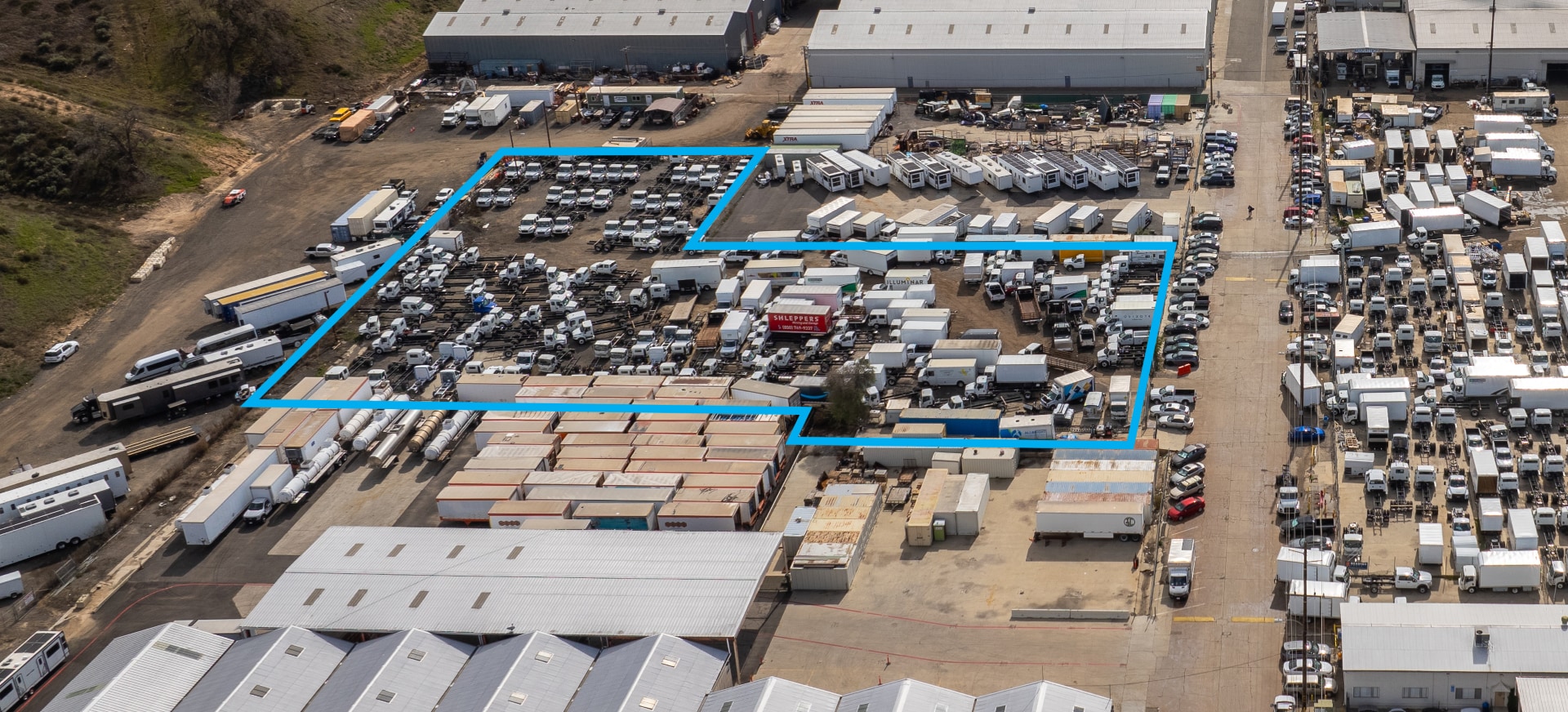 25597 Springbrook Ave, Santa Clarita, CA for lease Building Photo- Image 1 of 4