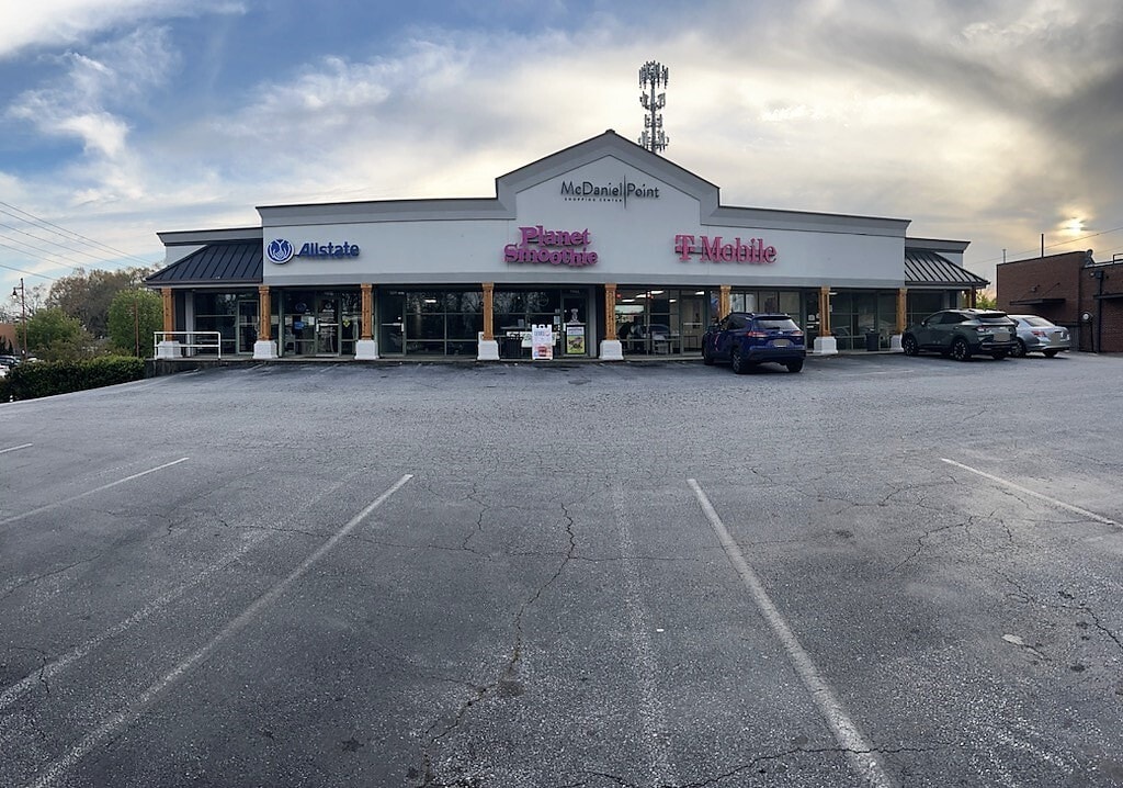 1990 Augusta St, Greenville, SC for lease Building Photo- Image 1 of 2