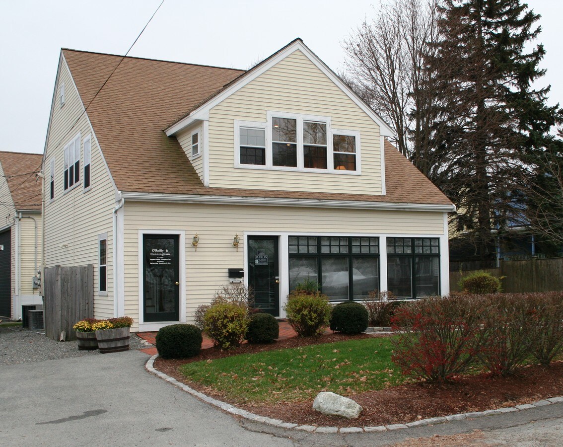 350 Merrimac St, Newburyport, MA 01950