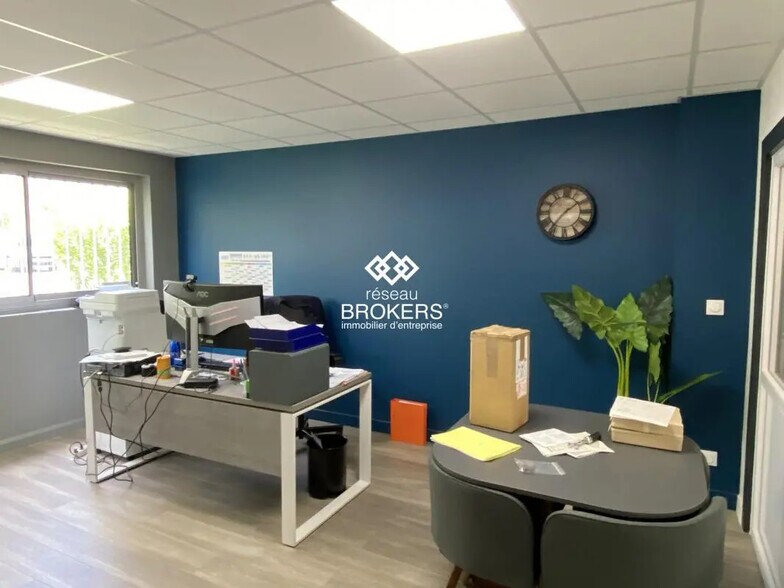 Flex in Renage for sale - Interior Photo - Image 3 of 14