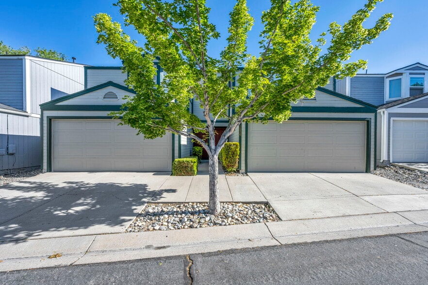 3936 Village Dr, Carson City, NV for sale - Building Photo - Image 1 of 39