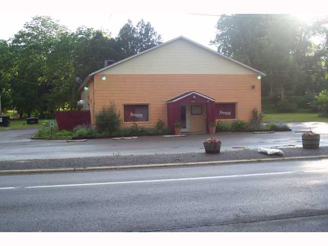 5286 W Lake Rd, Geneva, NY for sale Primary Photo- Image 1 of 1