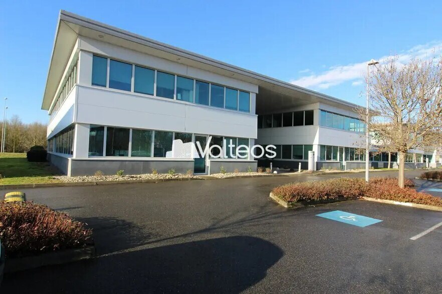109 Rue Jean Bart, Labège for lease - Building Photo - Image 3 of 7
