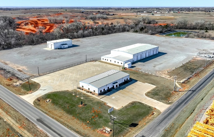 2003 S Merritt Rd, Elk City, OK for lease - Building Photo - Image 2 of 17