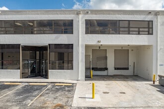 2100-2142 NW 99th Ave, Doral, FL for lease Building Photo- Image 2 of 7
