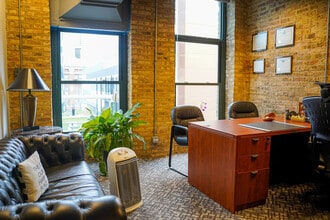 732 W Randolph St, Chicago, IL for lease Interior Photo- Image 1 of 12