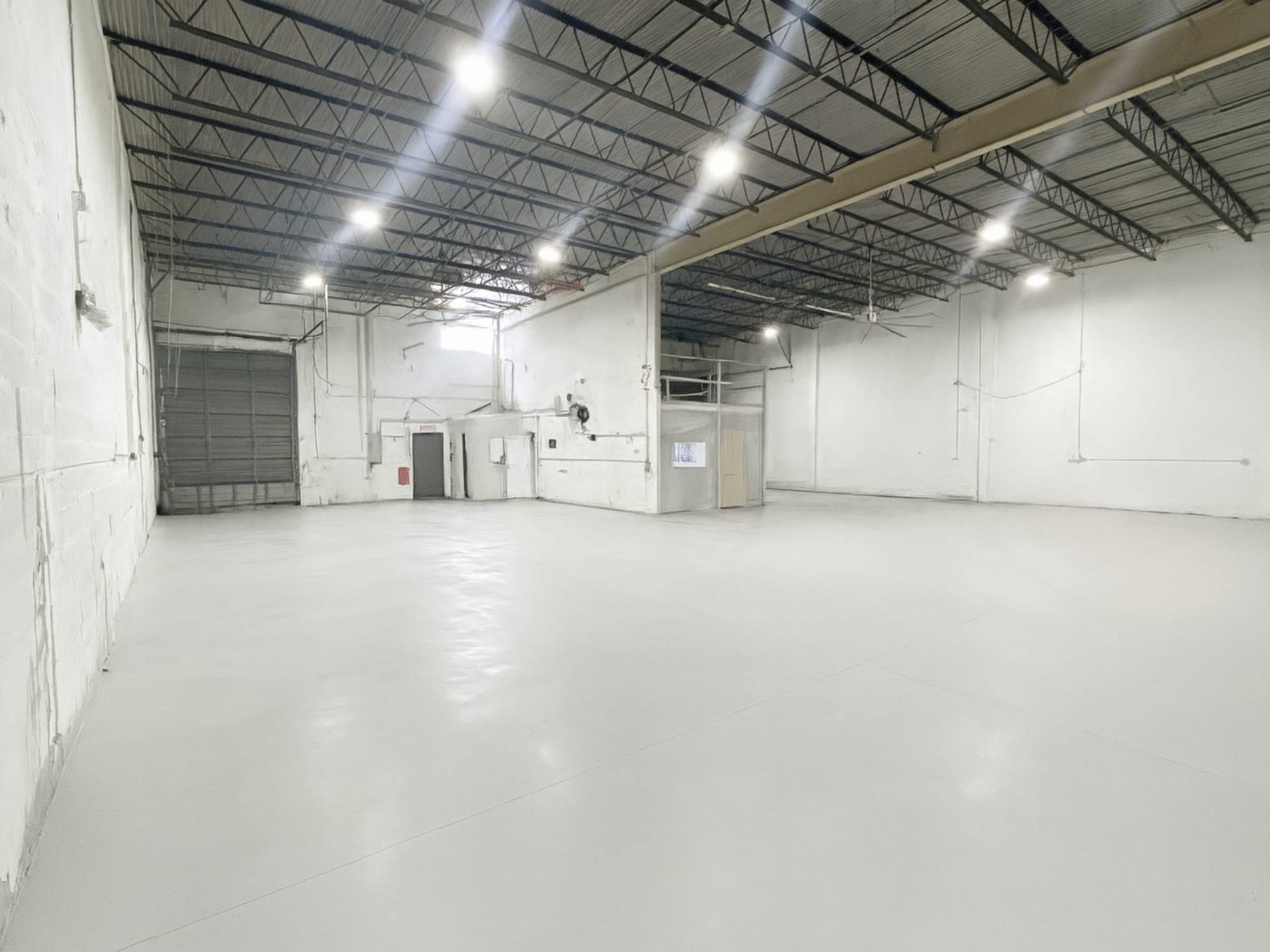 4201-4250 NW 37th Ct, Miami, FL for lease Interior Photo- Image 1 of 3