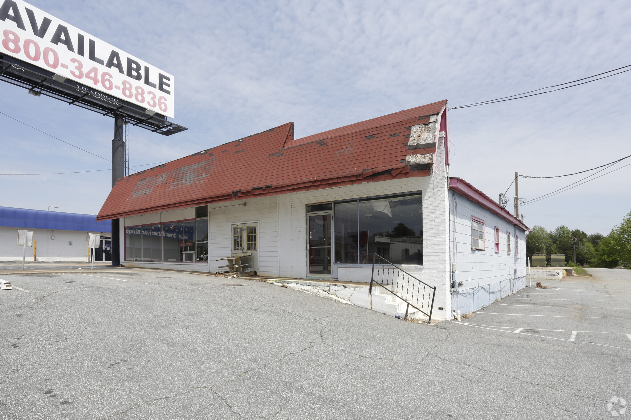 Asheville Hwy portfolio of 2 properties for sale on LoopNet.com Primary Photo- Image 1 of 3