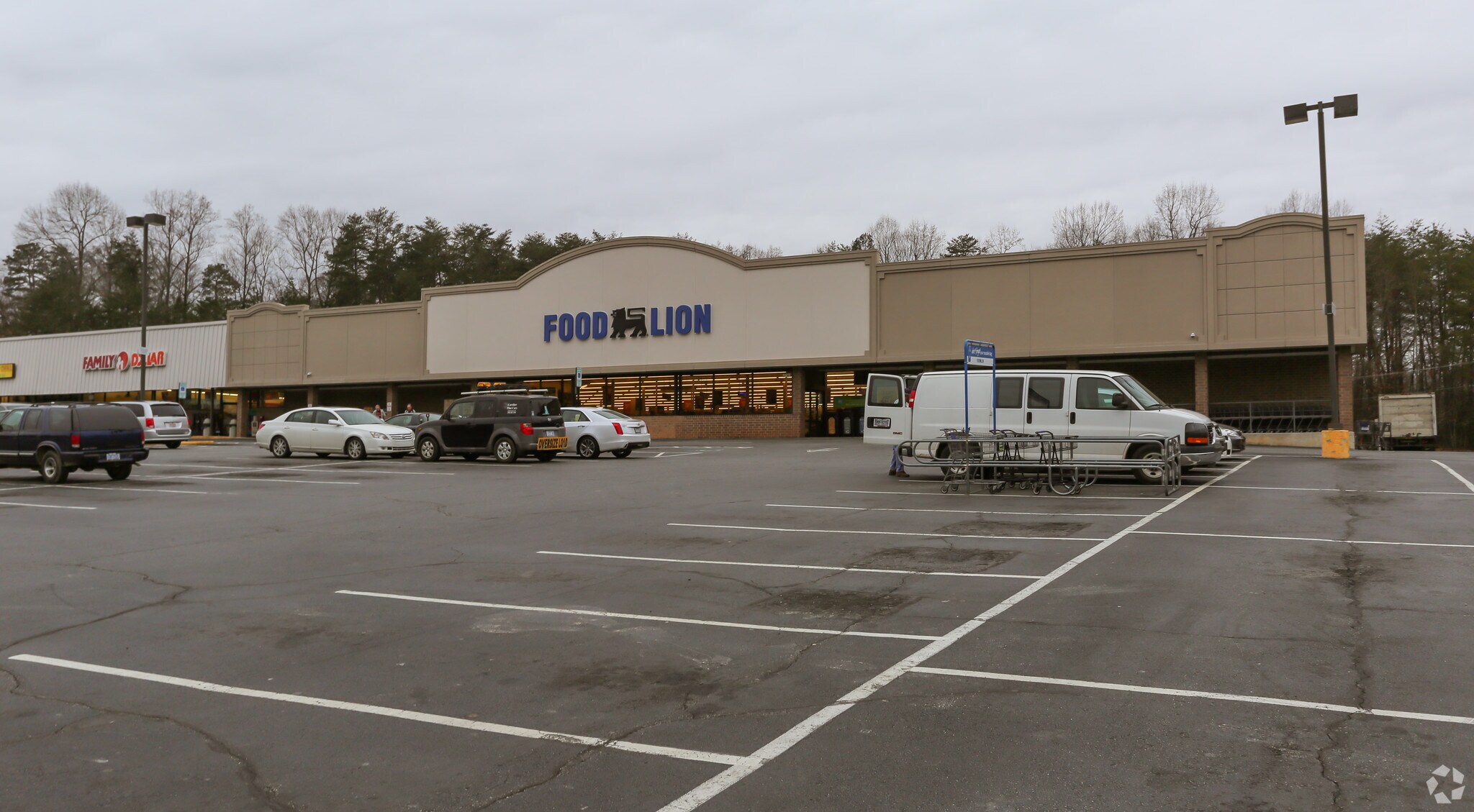 301-317 N Salisbury Ave, Spencer, NC for sale Primary Photo- Image 1 of 1