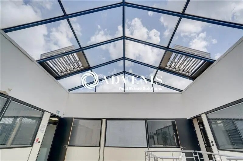 Office in Villiers-sur-Marne for lease - Interior Photo - Image 2 of 7