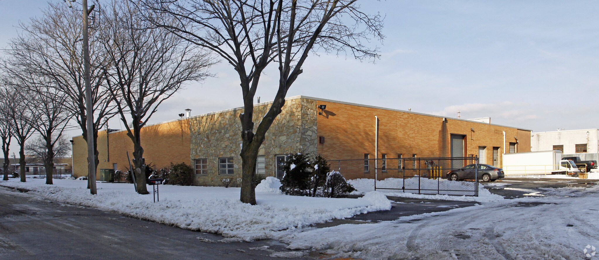 49-49 Jersey St, West Babylon, NY for sale Primary Photo- Image 1 of 1