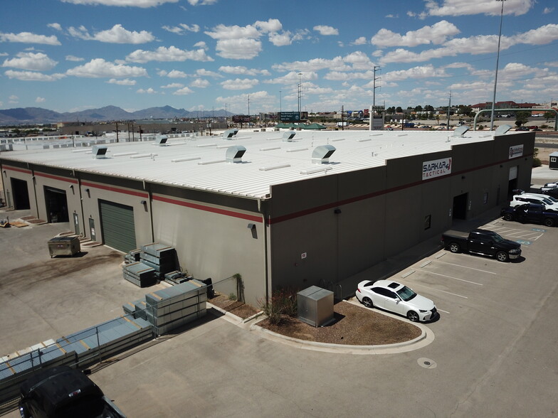 8736 Gateway Blvd E, El Paso, TX for lease - Building Photo - Image 3 of 14