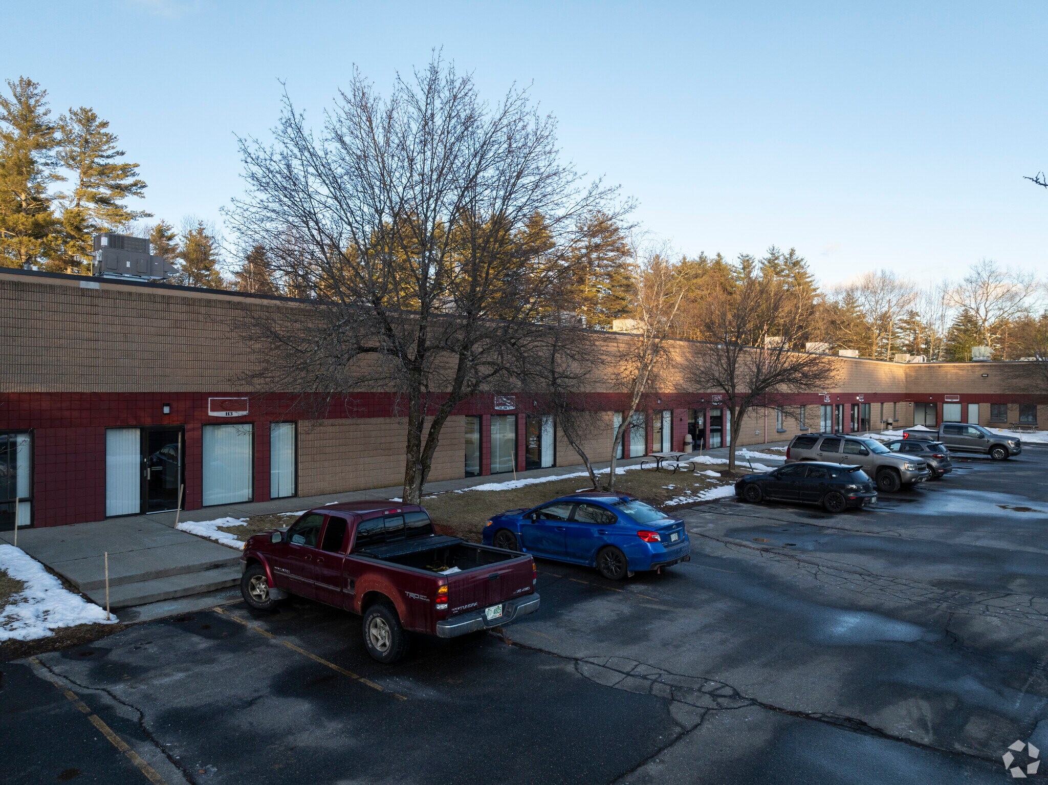 26 Clinton Dr, Hollis, NH for lease Building Photo- Image 1 of 7