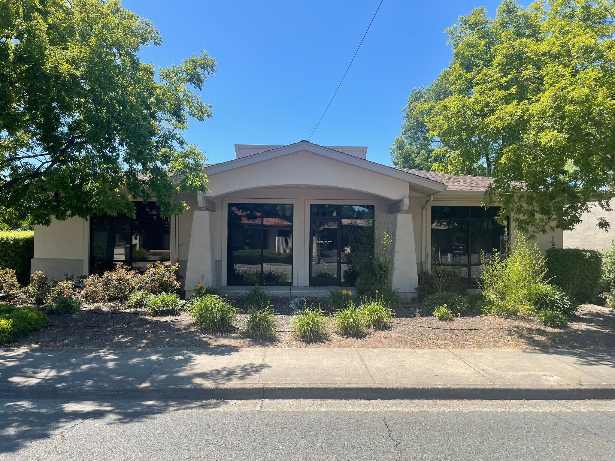 2911 Cleveland Ave, Santa Rosa, CA for lease Building Photo- Image 1 of 13