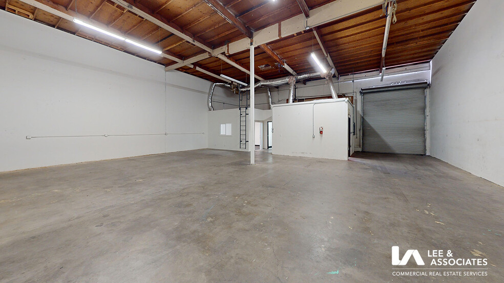 2700 Rose Ave, Signal Hill, CA for lease - Interior Photo - Image 2 of 19