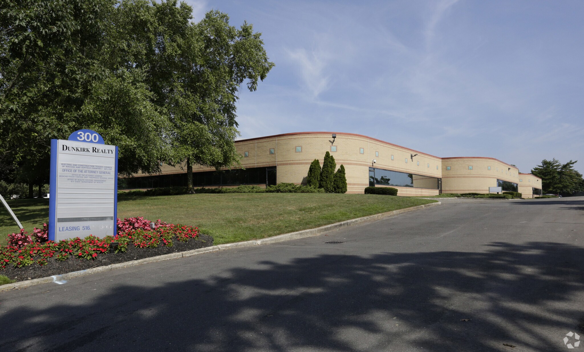 300 Motor Pky, Hauppauge, NY for lease Building Photo- Image 1 of 3
