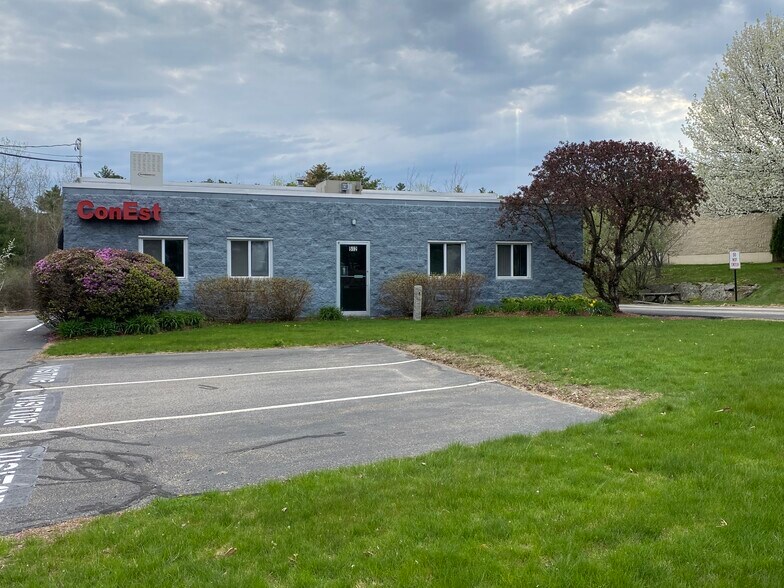 592 Harvey Rd, Manchester, NH for sale - Building Photo - Image 1 of 1