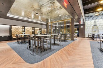 350 Fifth Ave, New York, NY for lease Building Photo- Image 2 of 4