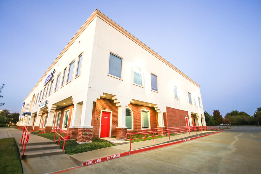 3242 Preston Rd, Plano, TX for lease - Building Photo - Image 2 of 23