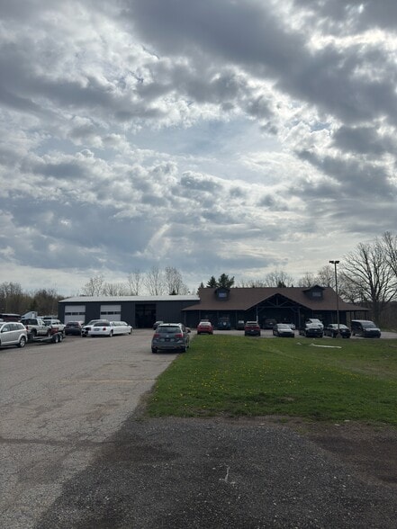 3549 Lapeer Rd, Metamora, MI for lease - Building Photo - Image 1 of 8