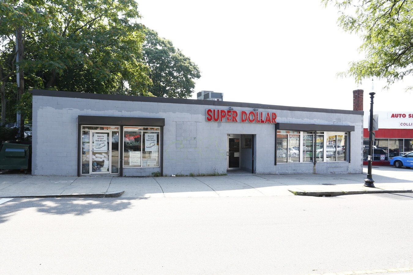 1586 Blue Hill Ave, Mattapan, MA 02126