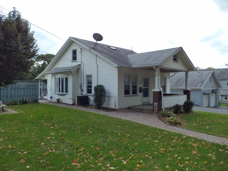 7 Sinclair Ave, Phillipsburg, NJ 08865