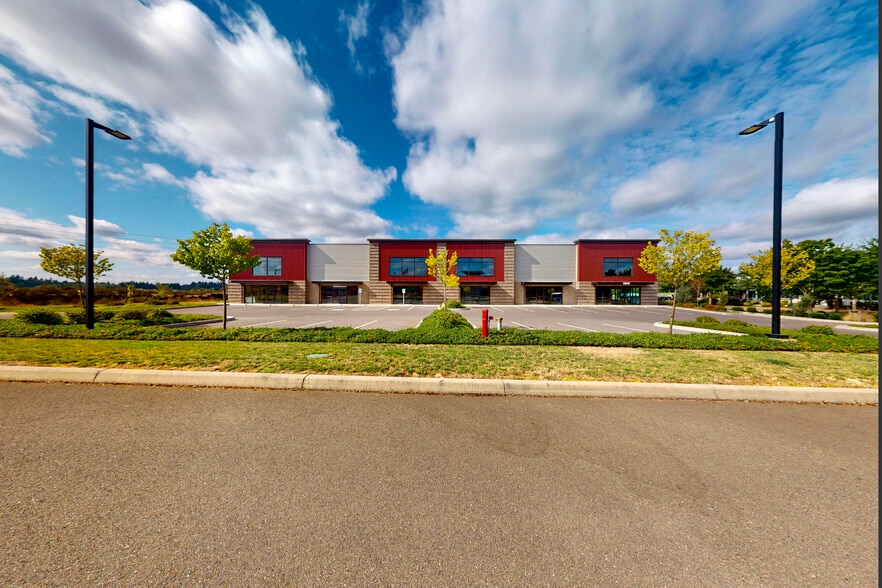 6045 Balustrade, Lacey, WA for lease - Building Photo - Image 1 of 5