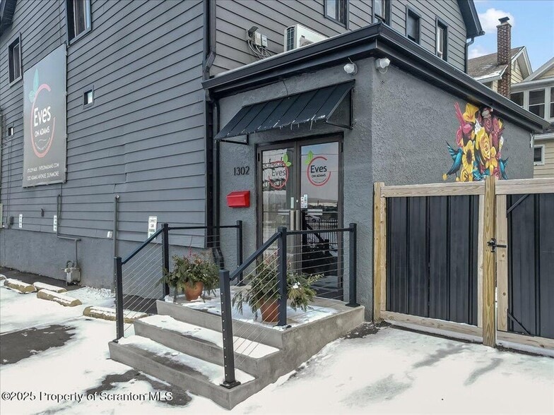 1302 Adams Ave, Scranton, PA for sale - Building Photo - Image 2 of 17