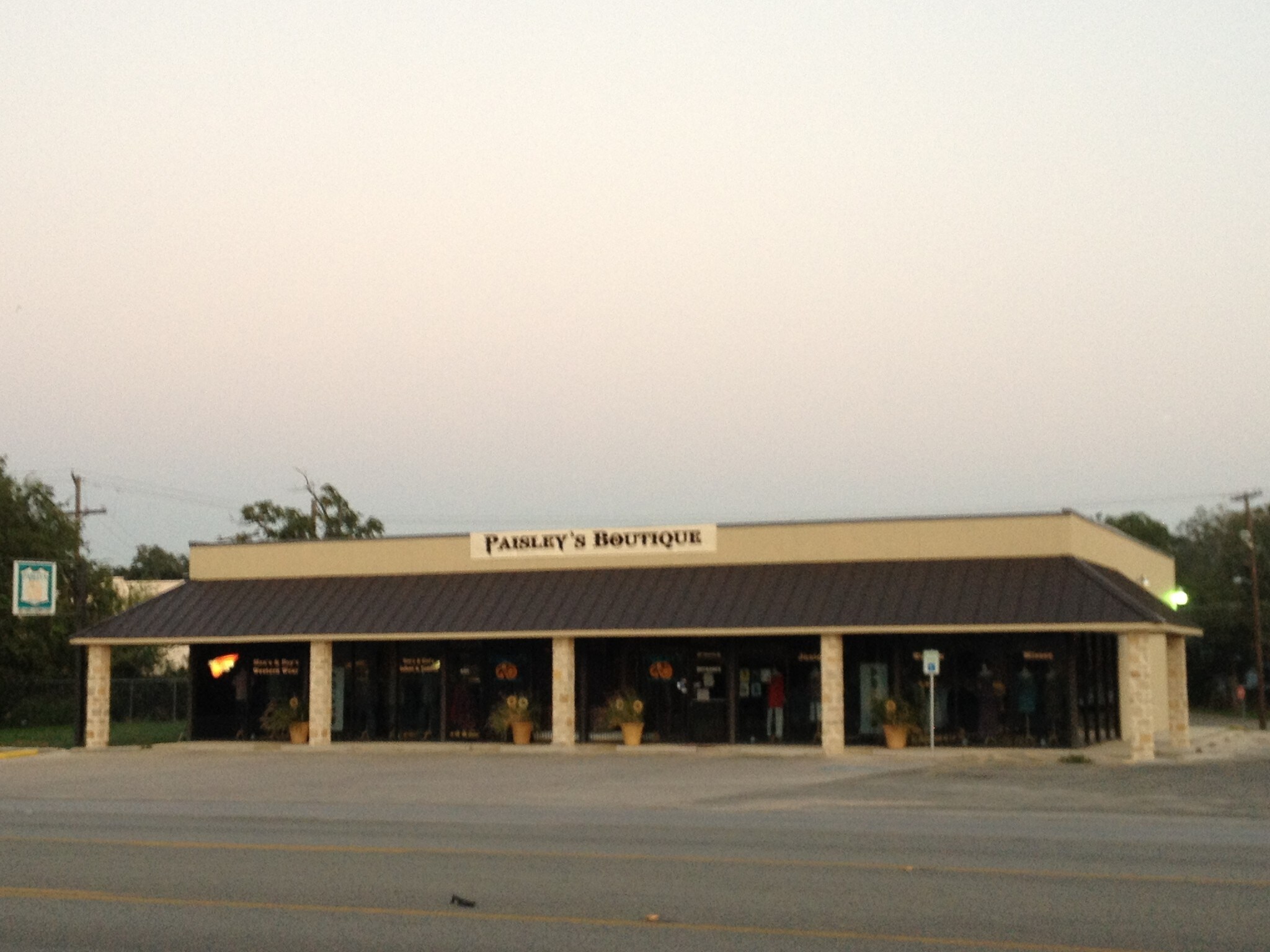 307 2nd St, Pleasanton, TX for sale Primary Photo- Image 1 of 1